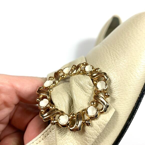 Vintage Cream Embellished Dressy Round Toe Low Block Heels - Picture 7 of 10